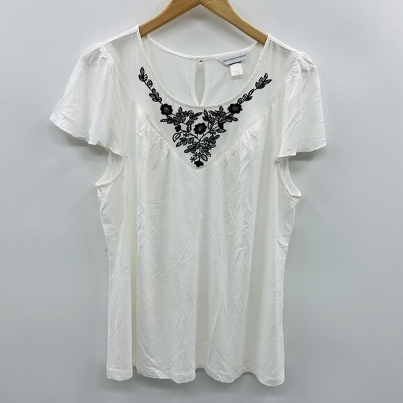 Christopher & Banks Womens Large Floral Embroidered Short Sleeve Blouse 737 - Picture 1 of 5